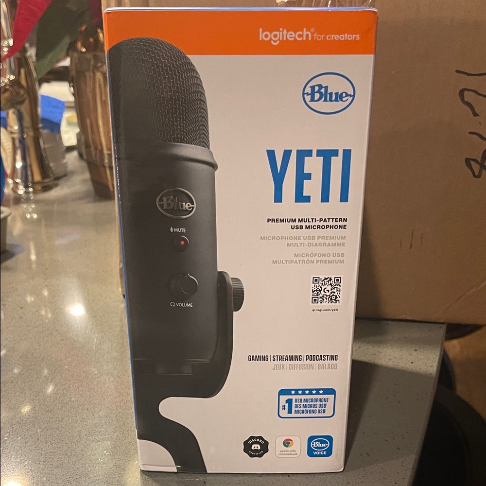 Yeti Blue Premium Multi-Pattern USB Microphone, Blackout Edition * NIB NWT